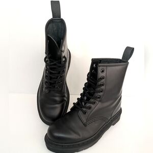 Dr Martens 1460 Mono Smooth Leather Boots